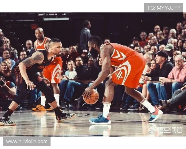 奥拉朱旺凭借梦幻舞步制造错位并以高效封盖表现主导比赛